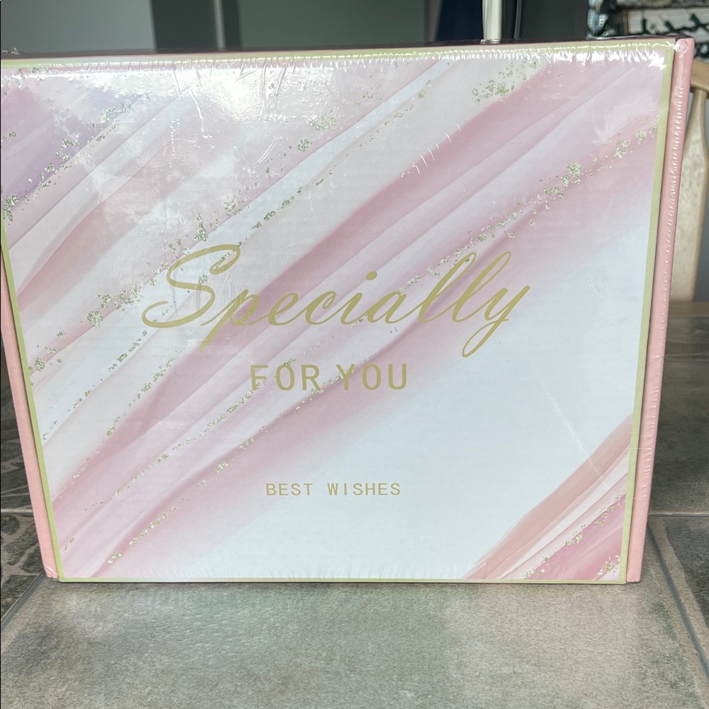 Specially For You Pink Gift Set
